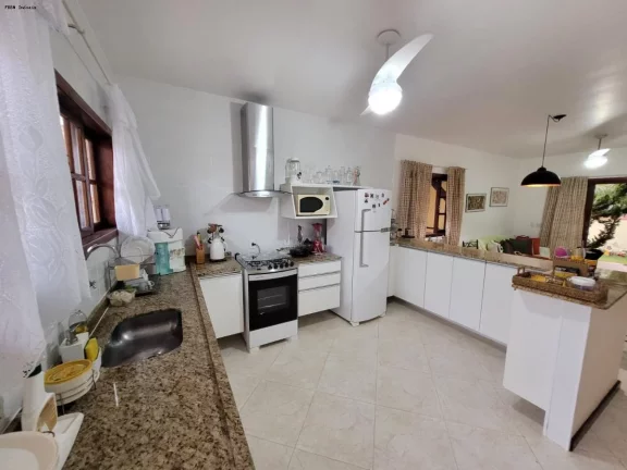 Imagem Casa em Condomínio para Venda em Araruama / RJ no bairro Salinas