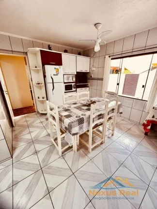 Imagem Casa no Canto Grande