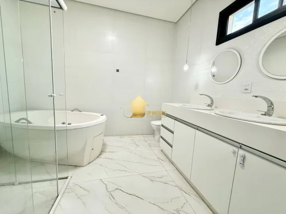 Imagem Casa 4 Suítes Térrea Condomínio Belvedere 1