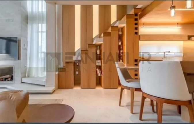 Imagem Venha viver no coração dos Jardins, uma das regiões mais exclusivas de São Paulo, no magnífico Edifício Art House. Com todo o requinte, conforto e esp