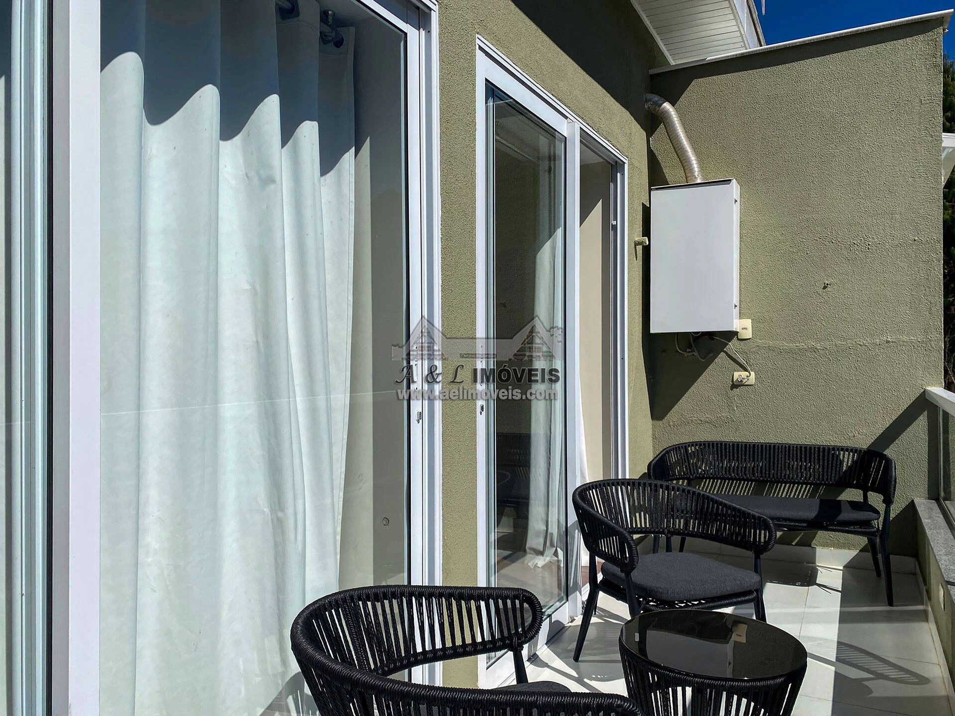 Imagem Apartamento à venda em Campos do Jordão – Duplex próximo ao Capivari
