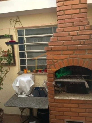 Imagem Sobrado em vila fechada, 2 dormitórios, sendo 1 suíte, armários na cozinha e nos dormitórios, la...