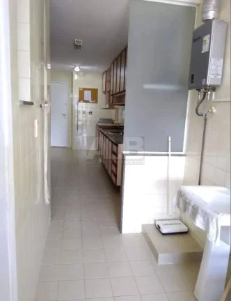 Imagem Apartamento à venda na Barra da Tijuca, 128m2, 4Qtos, 2vgas, na Praia.