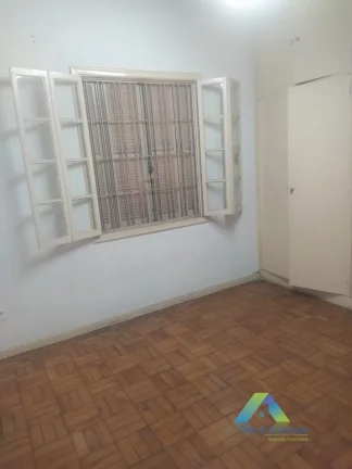 Imagem Casa fins residencial ou comercial com localização privilegiada a 500mts do Aeroporto Congonhas com terreno 10x30