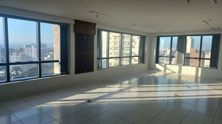 Imagem Sala para alugar, 98 m² por R$ 5.610,66 - Centro - São José dos Campos/SP