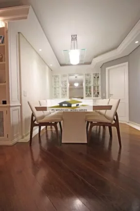 Imagem Apartamento de 210mts para venda na Aclimação