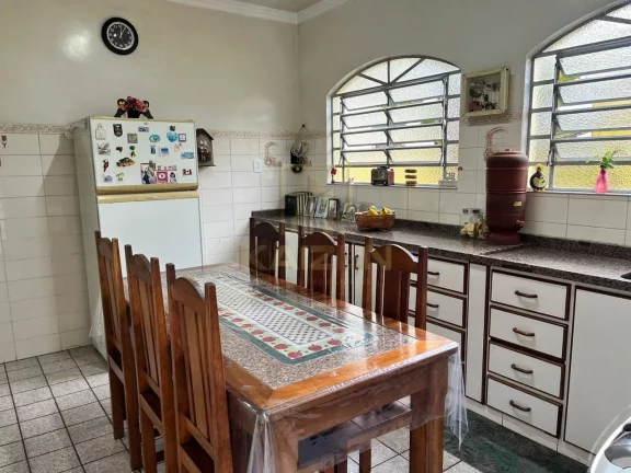 Imagem Linda Casa Reformada Zona Leste