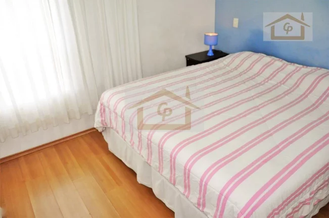 Imagem 3 quartos sendo um suíte, 2 vagas Próximo ao Colégio Internacional e Colégio Português!