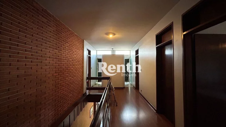 Imagem Sobrado com 5 dormitórios à venda, 423 m² por R$ 1.800.000,00 - Centro - Rio Claro/SP