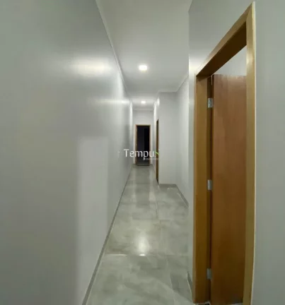 Imagem Casa Alto Padrão, 3 suites plenas, 315M², Piscina, Setor Faiçalville, Goiânia - GO