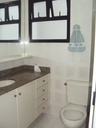 Imagem Local Nobre, Morro do Maluf, Prédio Novo, Lazer, 2 Garagens, Excelente Apartamento,50 Metros da Praia da Enseada ou Pitangueiras.