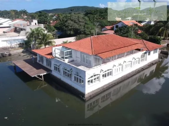 Imagem Casas no Litoral para venda em Cabo Frio no bairro Portinho