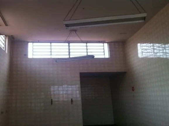 Imagem Barracão com 950m2 em ótima localização, no centro da cidade.Palace Imobiliária Ltda tem mais o...
