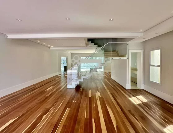 Imagem Casa Neoclássica Granja Viana: 4suítes, piscina, gourmet! Cond São Paulo II