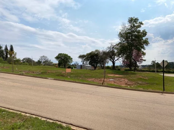 Imagem Terreno a venda dento de Condomínio Residencial