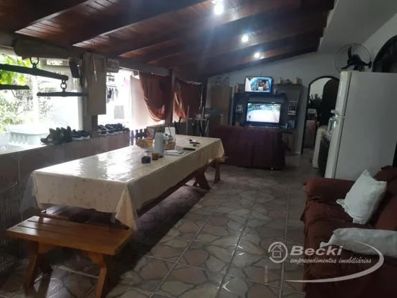 Imagem Casa com aspecto de sítio no Profipo Santa Catarina - Joinville