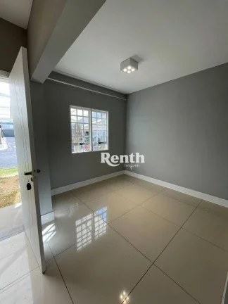 Imagem Sobrado em condomínio com 3 dormitórios por R$ 530.000