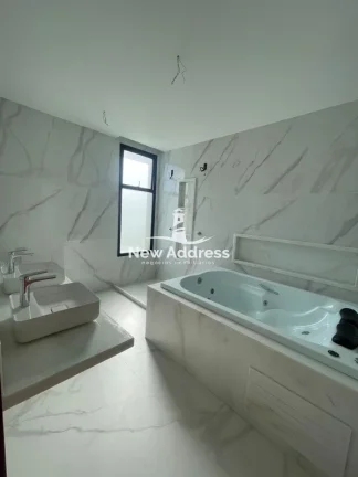 Imagem Alto Padrão: casa linear com 3 suítes à venda no Condomínio Riviera Park - Vila Velha