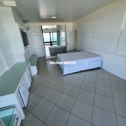 Imagem Casa Alto Padrão á venda localizada na Praia do Estaleirinho em Balneário Camboriú