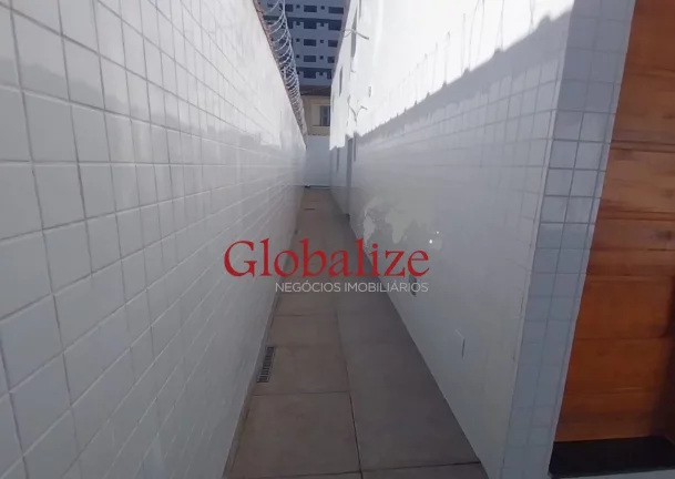 Imagem Casa sobreposta 3 dormitórios baixa com piscina no bairro do Embaré em Santos por R$1.390.000