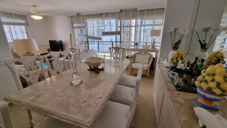 Imagem Apartamento à venda - Pitangueiras - Guarujá/SP