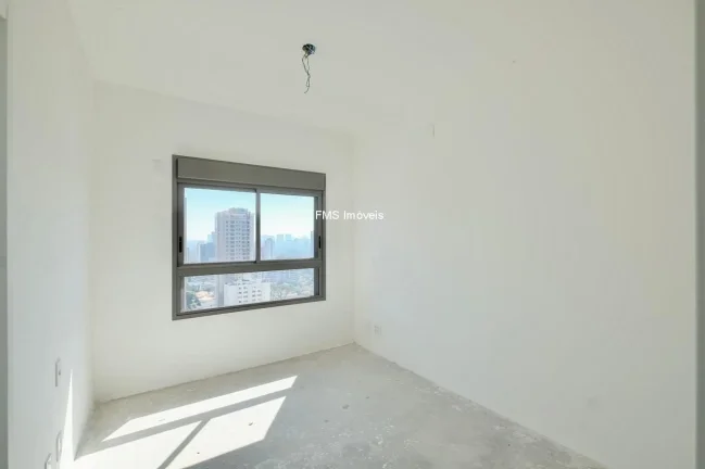 Imagem Imóvel Exclusivo: Apartamento de Luxo no Campo Belo - 3 Quartos, 3 Suítes, 2 Salas, 4 Banheiros, 3 Vagas - 154m²
