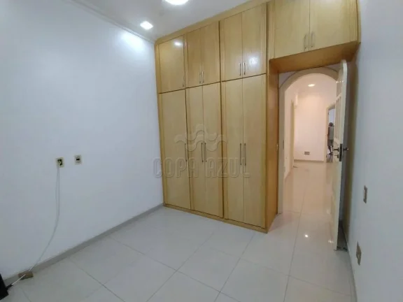 Imagem Copacabana - Residencial › Casa com 2 quarto(s) a Venda