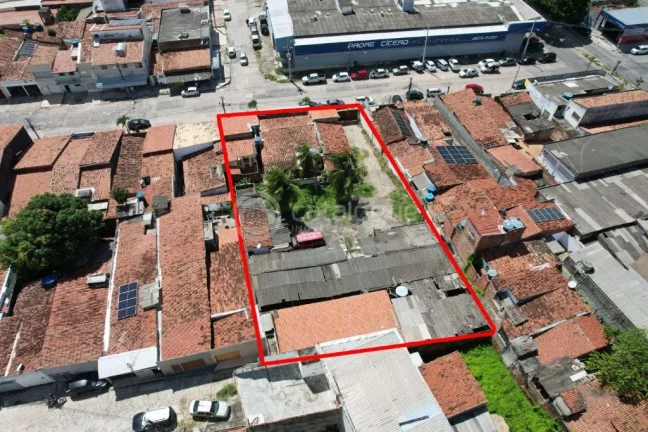 Imagem Área a venda no Alecrim - com 1.500m2