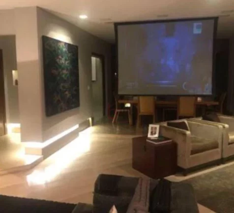 Imagem Elegante apartamento de 220m² com quatro dormitórios a venda no Campo Belo.