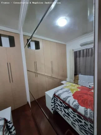 Imagem Sobrado para Venda em Santo André, VILA HOMERO THON, 3 dormitórios, 1 suíte, 2 banheiros, 2 vagas