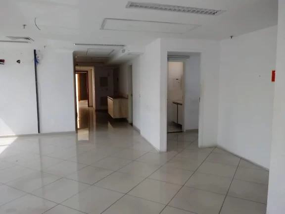 Imagem Conjunto Comercial no Ipiranga - Silva Bueno