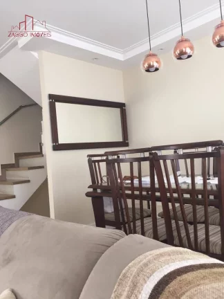 Imagem Belíssima Casa em condomínio fechado no Horto do Ipê -308m²