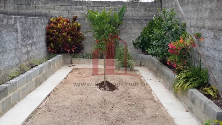 Imagem Imperdível: Casa à venda em Francisco Morato-SP, bairro Recanto Feliz - 2 quartos, 1 sala, 1 banheiro, 2 vagas de garagem, 43,88 m²