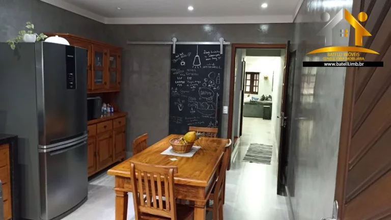 Imagem Casa à venda no Parque São Jorge na Granja Viana - Batelli Imóveis