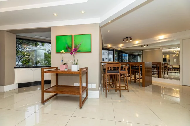 Imagem APARTAMENTO 3 QUARTOS NO BATEL 180,31m²