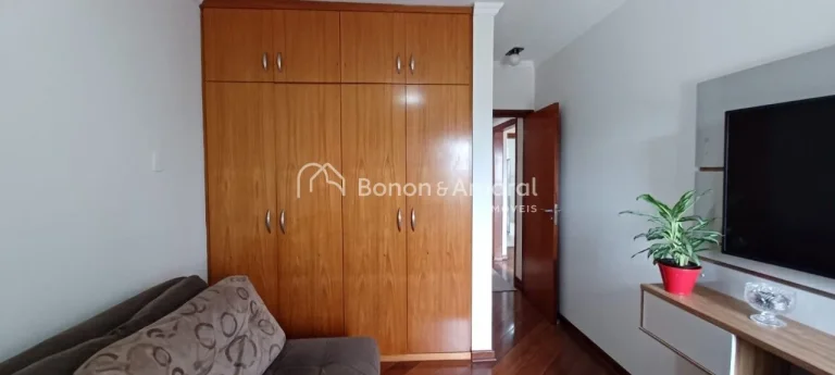 Imagem Apartamento à venda no Jd.lamboyant, 3 quartos e 1 suíte

Aconchegante, arejado, iluminado e em ó...