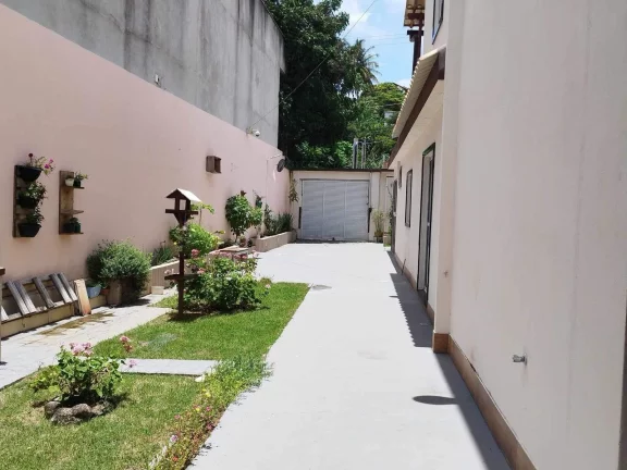 Imagem Casa Alto Padrão, Pe na Areia, Baia dos Pescadores, Guarapari - ES