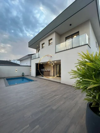Imagem Casa, 3 Dormitórios(3 suítes), 300m², Condomínio Terras do Vale.