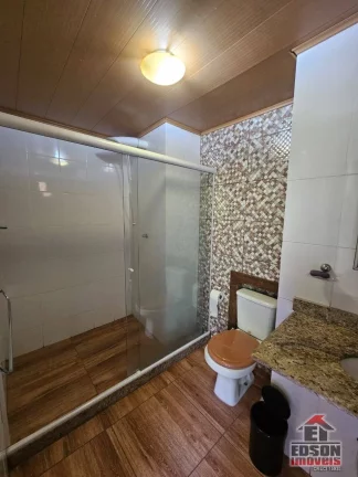 Imagem Belíssima Casa de Condomínio mobiliada no Recanto de Itaipuaçu