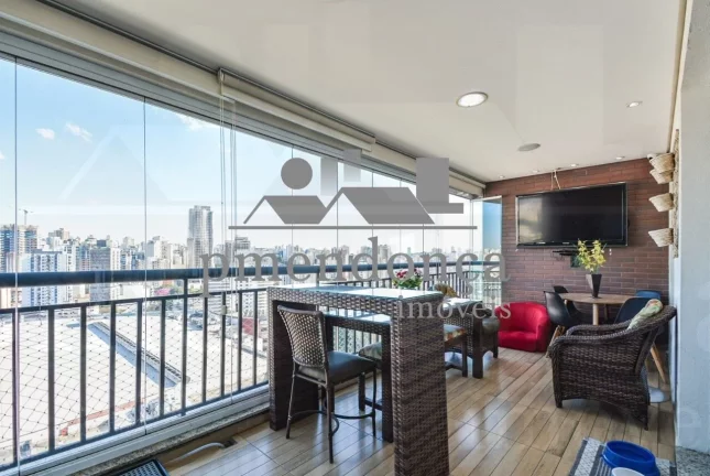 Imagem Apartamento diferenciado, ideal para casal sem filhos com 1 suíte ampliada e 2 vagas, 128m2