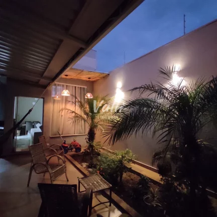 Imagem CASA RESIDENCIAL em Santa Bárbara Doeste - SP, Terra azul