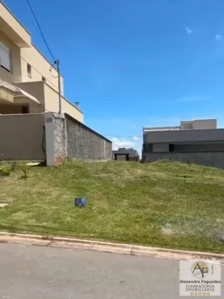 Imagem Lote em Condomínio Fechado para Venda em Senador Canedo, Jardins Bolonha