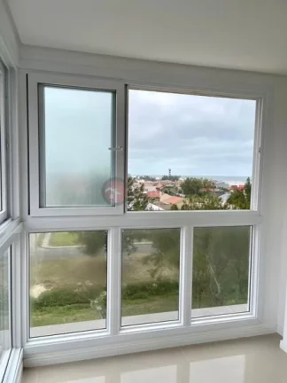 Imagem EXCELENTE OPORTUNIDADE - NOVO - PRONTO P/ HABITAR - CONFIRA !!!