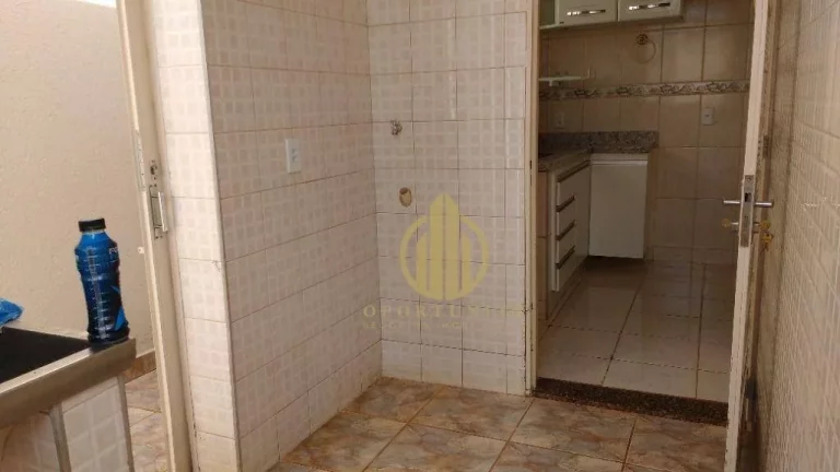 Imagem Casa com 3 dormitórios com 1 suíte à venda, 92 m² por R$ 350.000 - Jardim Anhangüera - Ribeirão Preto/SP