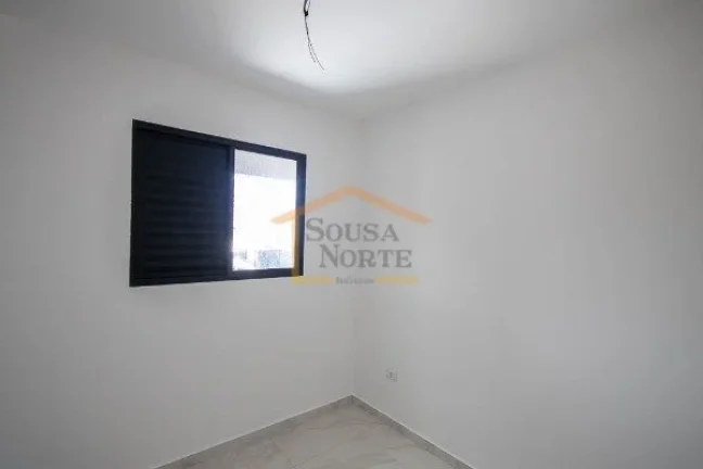 Imagem Apartamento com 44m², dispõe de 2 dormitórios, 1 banheiro, sala dois ambientes, cozinha com gabin...