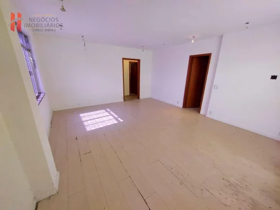 Imagem INCRÍVEL CASA TRIPLEX NO JARDIM 25 DE AGOSTO.