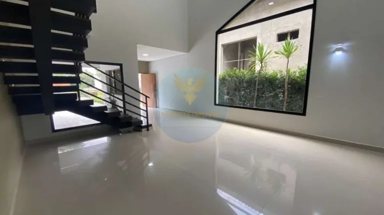 Imagem Casa em Condomínio a Venda no bairro Granja Viana - Cotia, SP