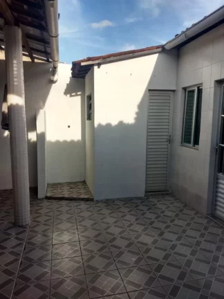 Imagem Casa no Eduardo Gomes - 3 Quartos, Suíte, 2 Banheiros, 2 Vagas de Garagem - Confira!