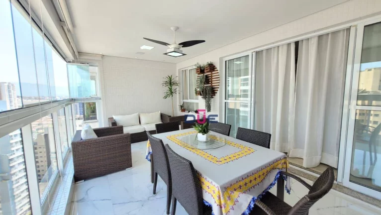 Imagem Apartamento com 4 dormitórios à venda, 132 m² por R$ 1.745.000,00 - Ponta da Praia - Santos/SP