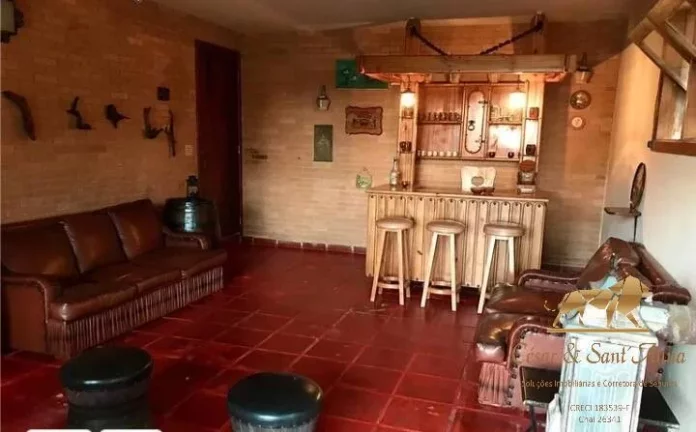 Imagem Oportunidade, Casa a venda no Alto do Capivari em Campos do Jordão-SP